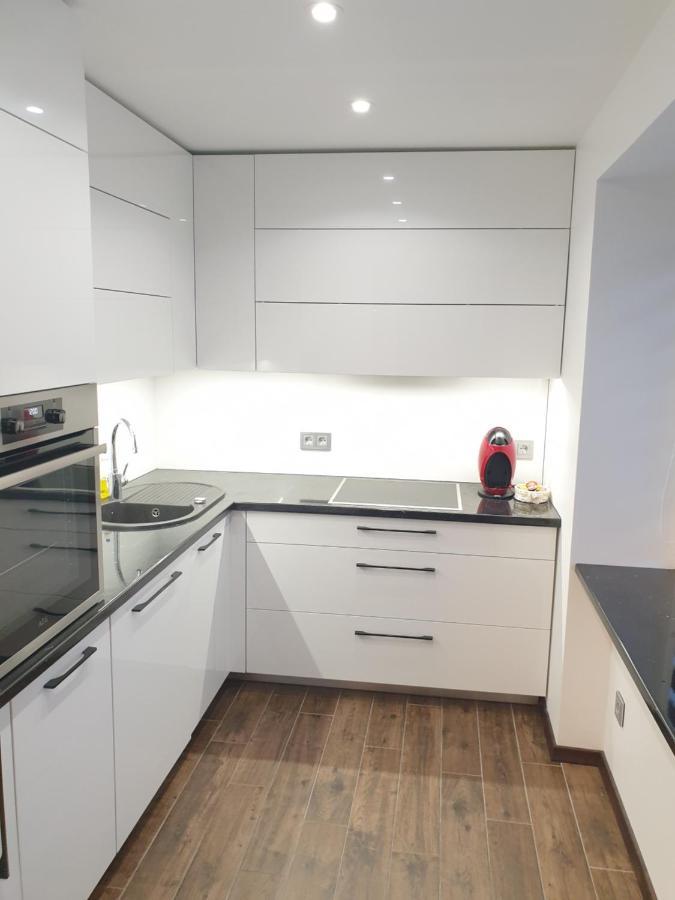 לייפאז'ה Marbeo 5 Star Luxury Suites - Elkonu מראה חיצוני תמונה